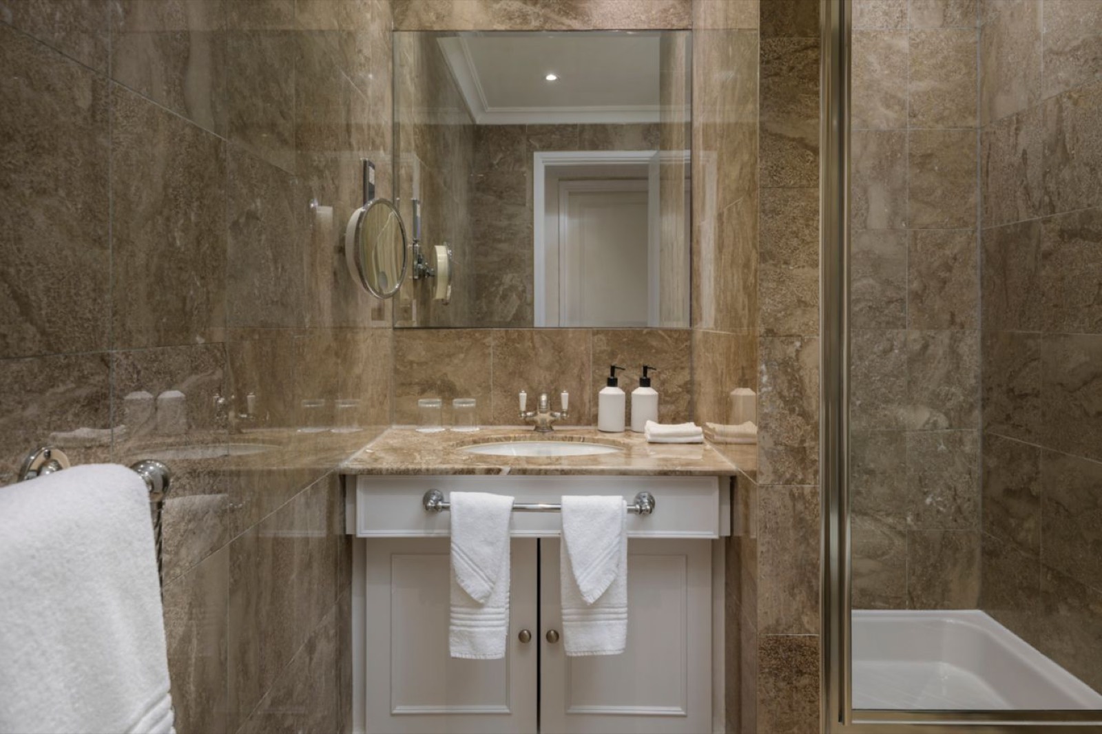 Second bathroom in marble with walk-in shower