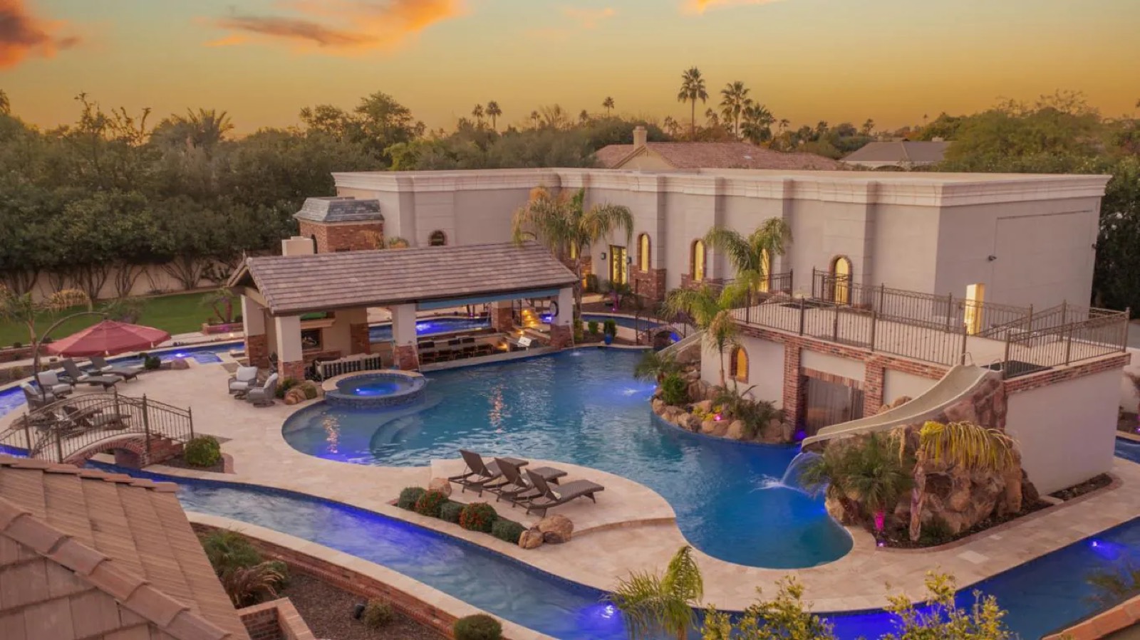 Grand Estate on Sunnyside