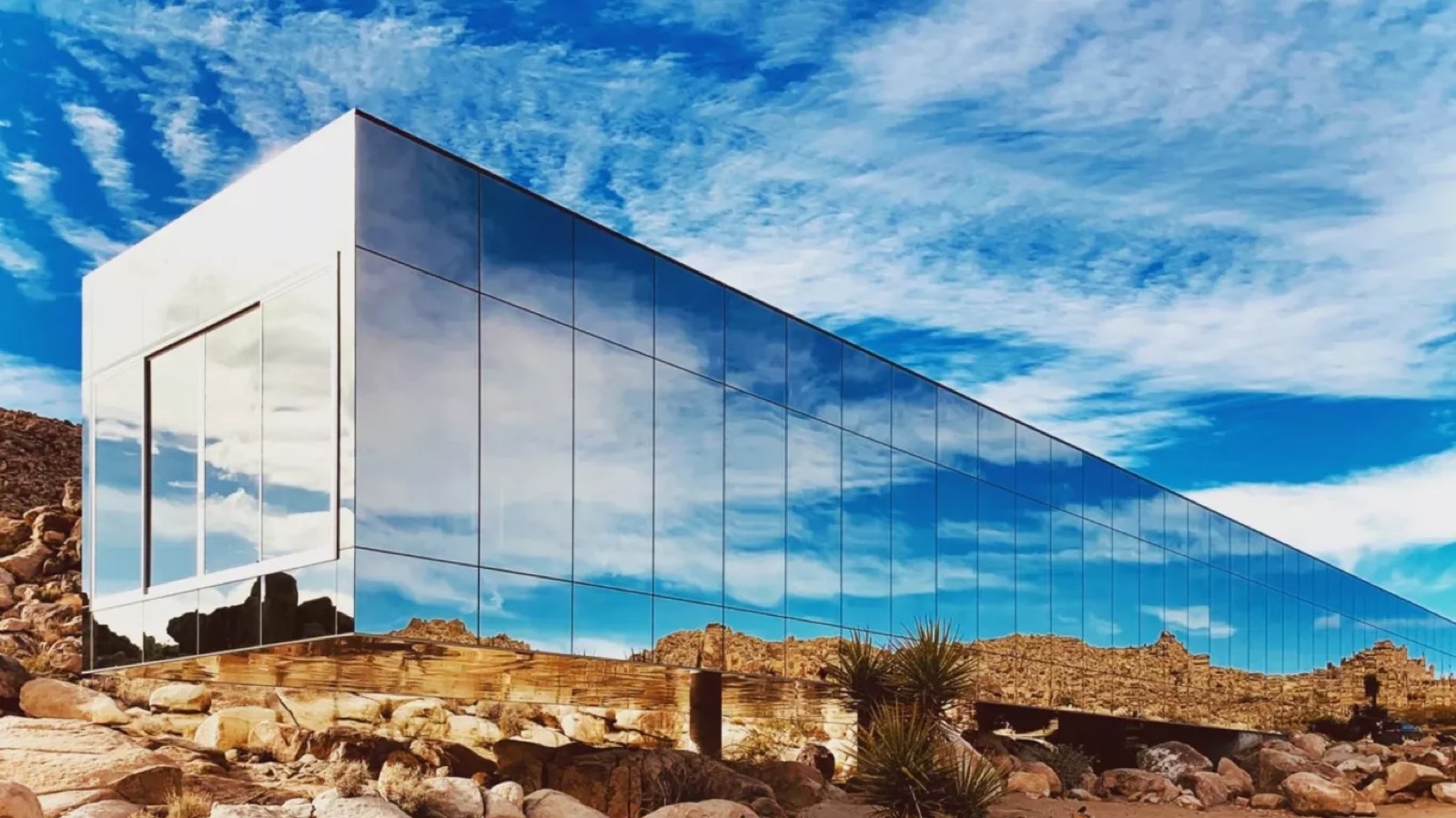 Invisible House