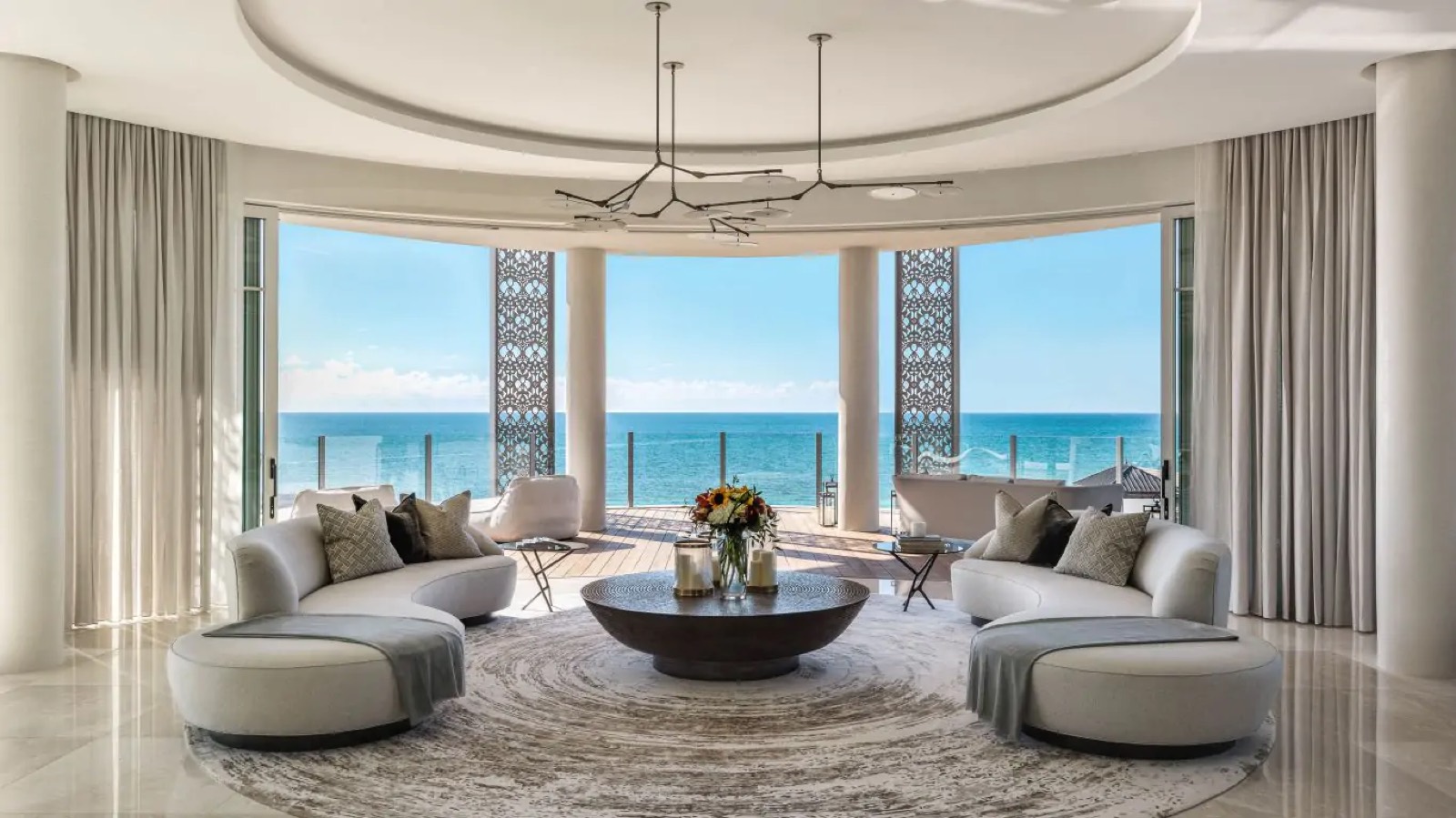 Penthouse Apollo at Albany